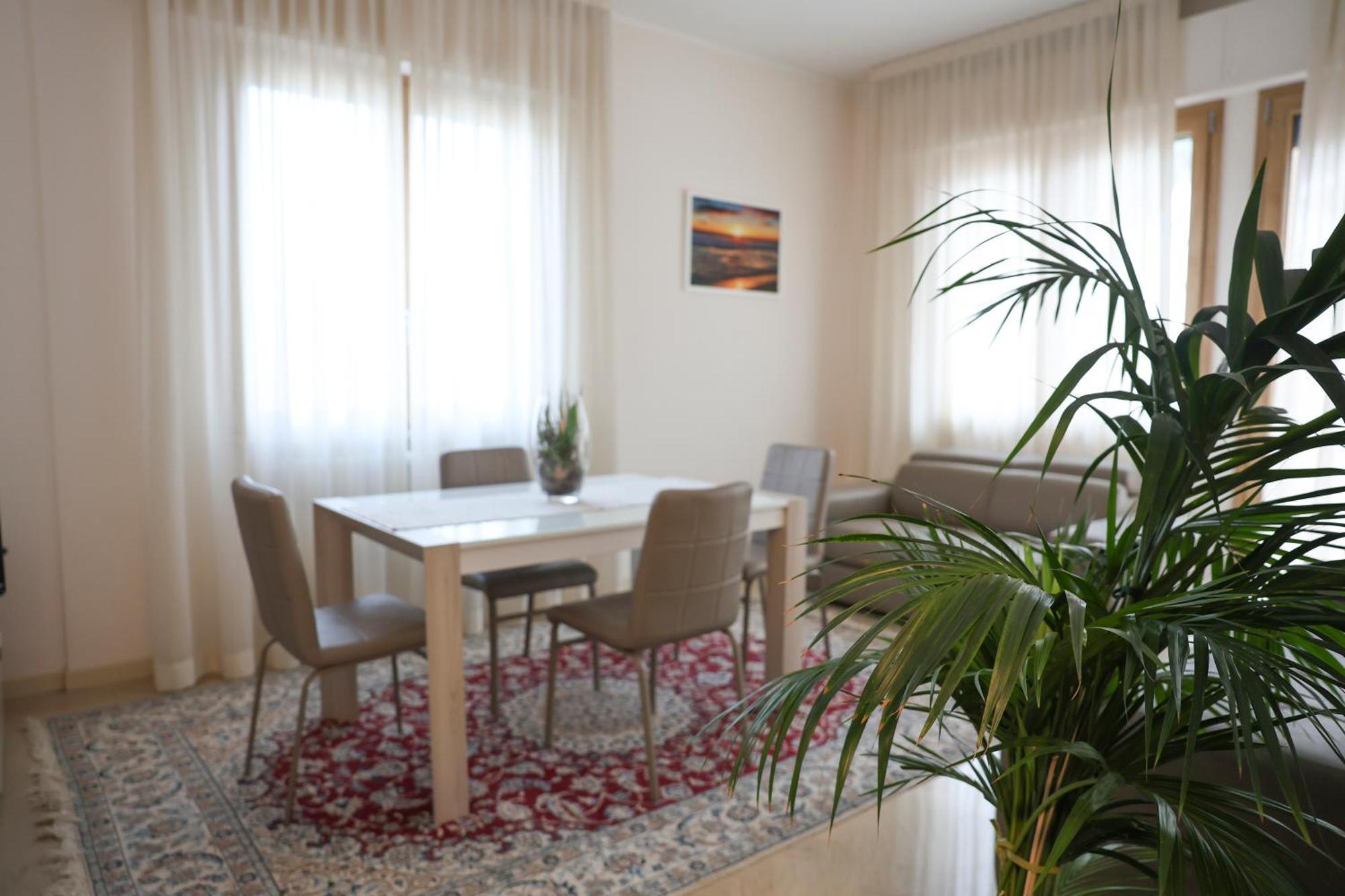 Blancohouse - Berto Luxury Rimini Centro Storico Apartment Exterior photo